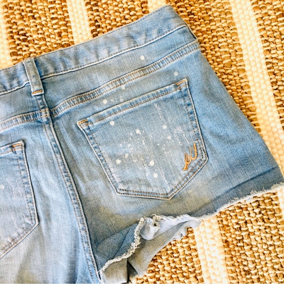 Express denim jean shorts distressed light wash cut off style summer beachy 4 - Picture 2 of 6